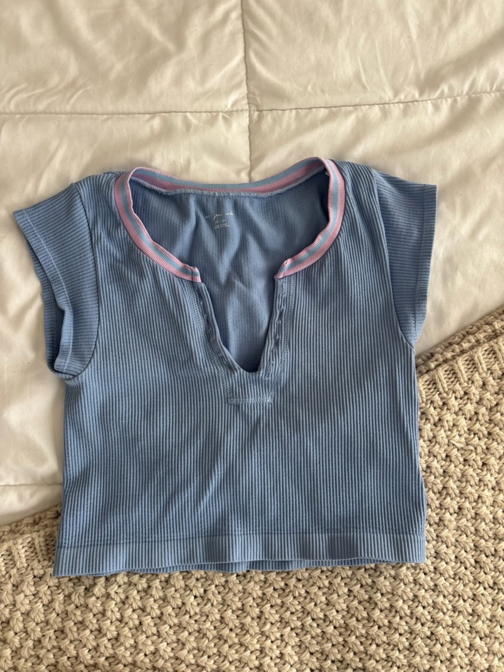 Urban Outfitters Light Blue Ribbed V-Notch Crop Top with Pink Trim
